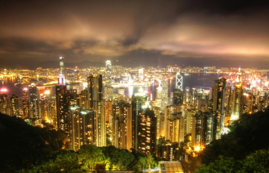 Hong Kong at night - image courtesy maciej-ka via flickr